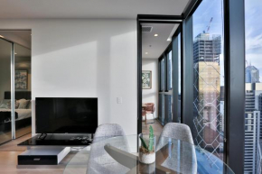 EQ TOWER Melbourne CBD APT